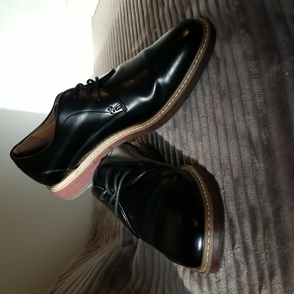 Classy lace up dress shoe